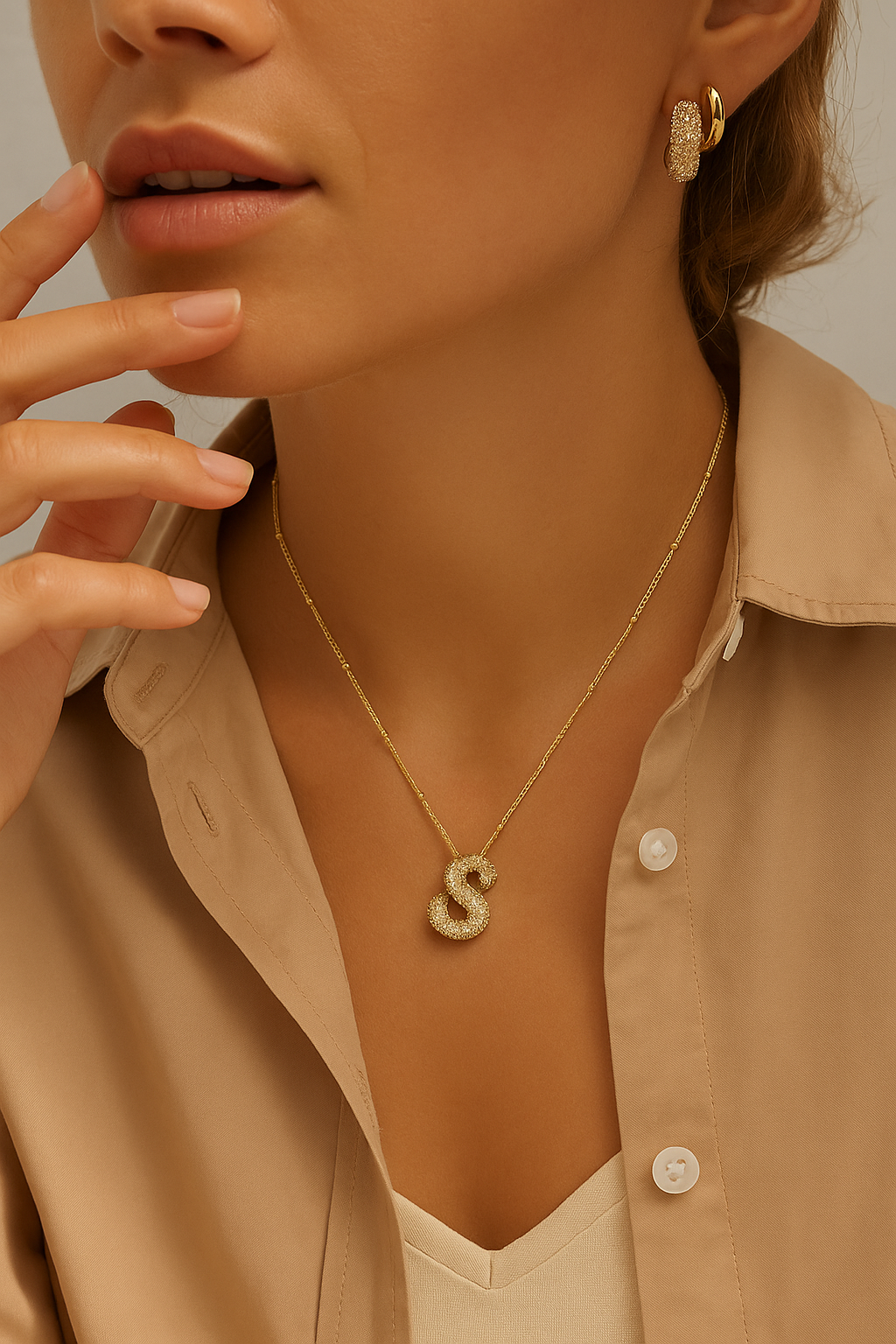 Bubble letter initial necklace set | Gold