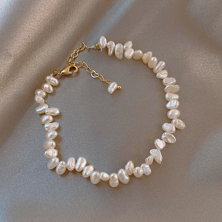 Céline Pearl Bracelet: Timeless Elegance for Every Occasion